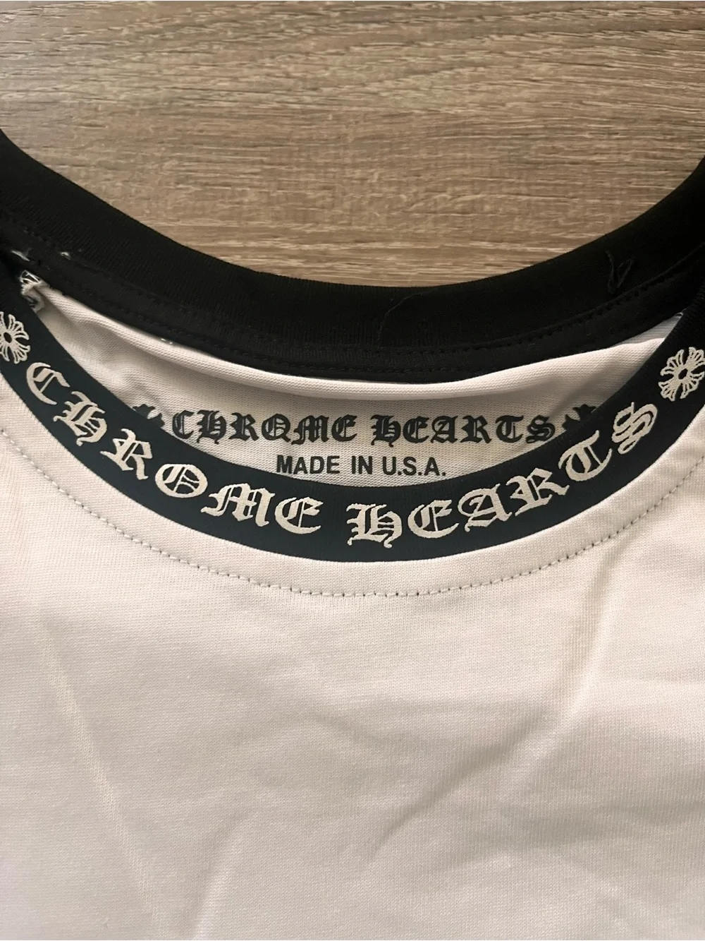 mens Black & White Raglan Long-Sleeve Graphic Tee